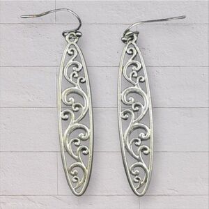NWT Silver Tone Filigree Dangle Earrings | Long Scroll Drop